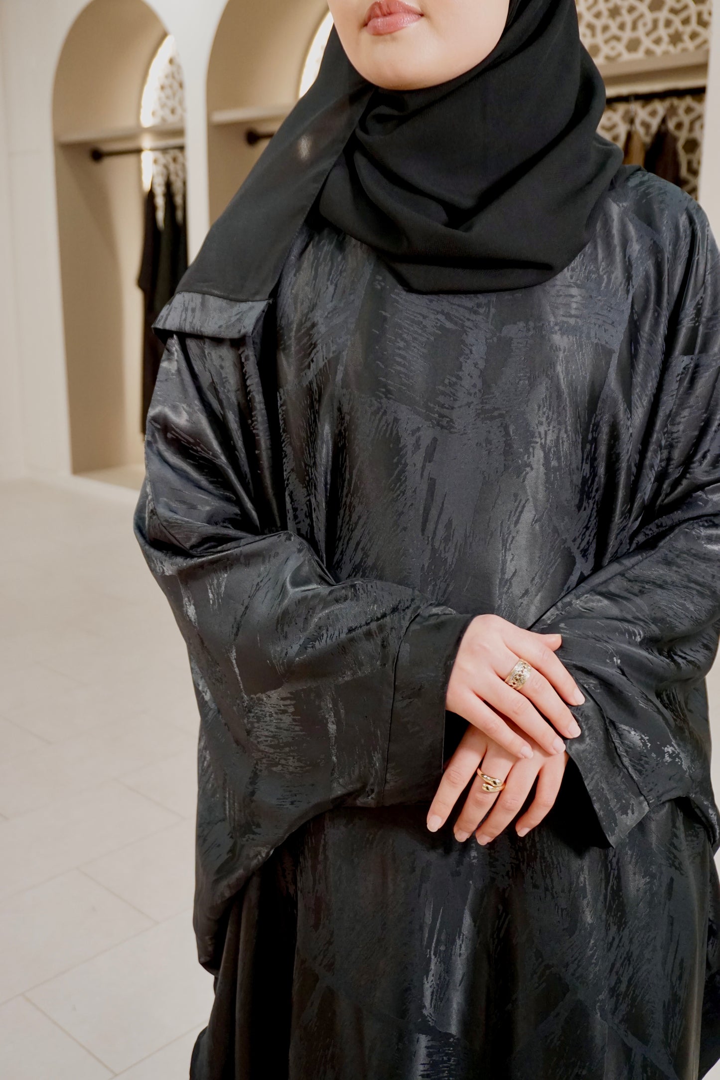 Noorah Abaya